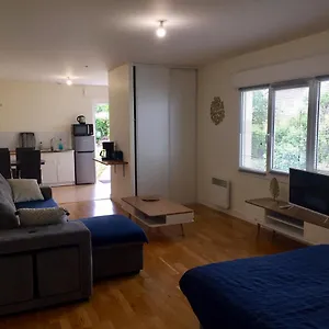  Appartement T1 Bis Proche Du Centre Avec Terrasse
